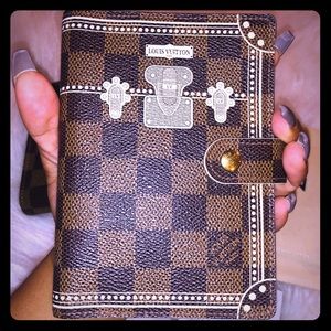 LOUIS VUITTON pm trunk agenda limited edition
